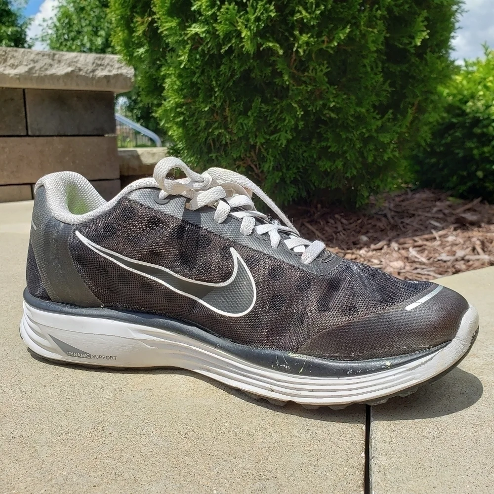 Nike Lunarlon Polka Dots Sneakers 5.5Y